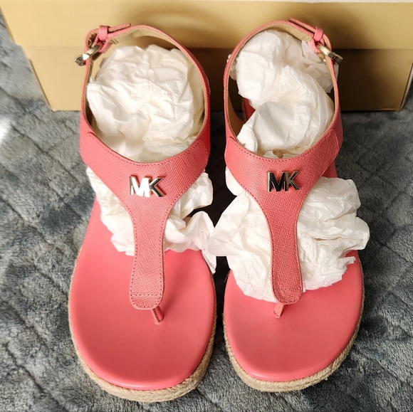 NWOT Michael Kors Laney Pink Thong Espadrille Sandals. NIB. - Picture 4 of 14
